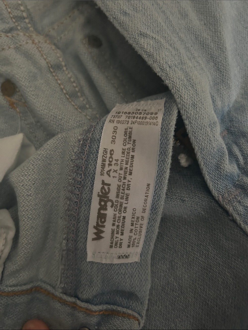 Wrangler Women's Straight Leg Jeans Light Blue Denim - Picture 3 of 4